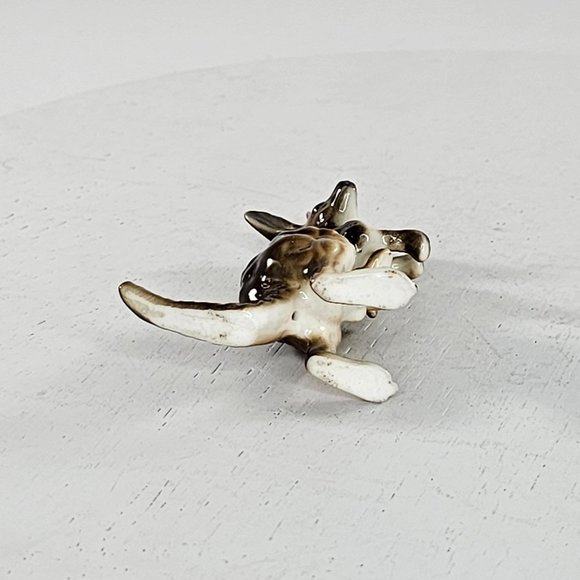 Vintage Kangaroo Joey Mom Baby Miniature Figurine Bone China Dollhouse - Picture 5 of 6
